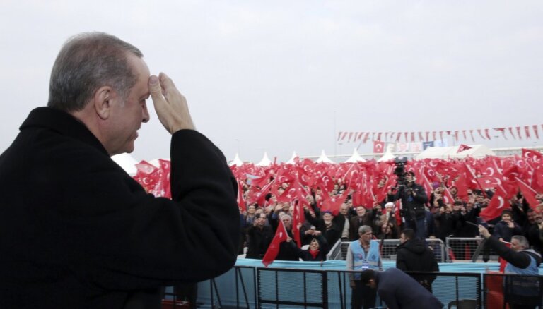 В Турции объявлена национальная мобилизация против терроризма