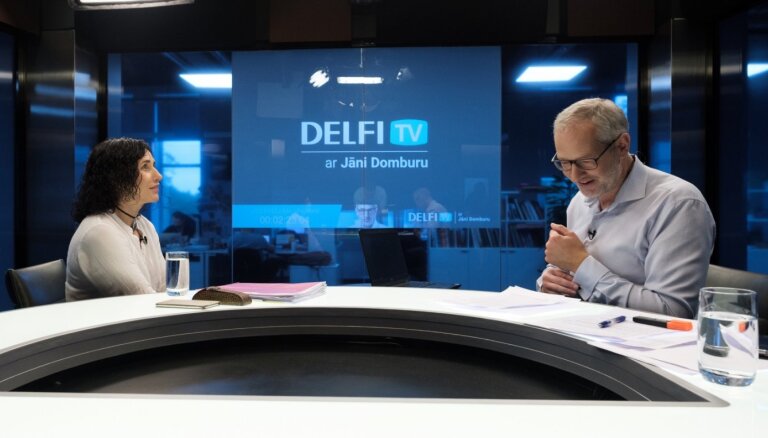 'Delfi TV ar Jāni Domburu' atbild izglītības un zinātnes ministre Ilga Šuplinska. Pilns intervijas teksts