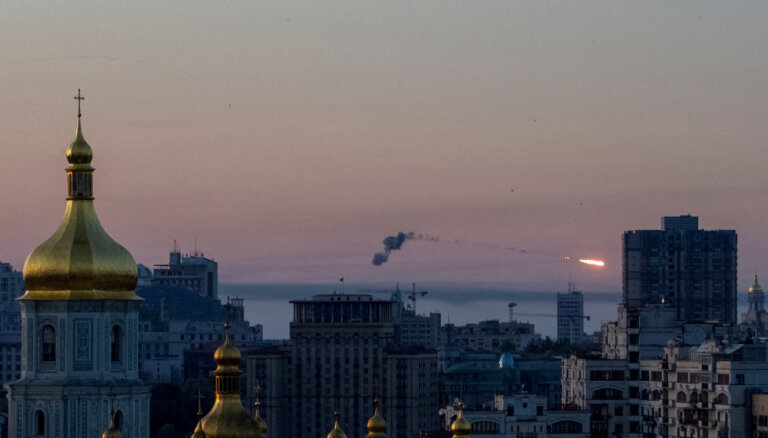 Киев перед Днем города подвергся новой атаке беспилотников. Что известно